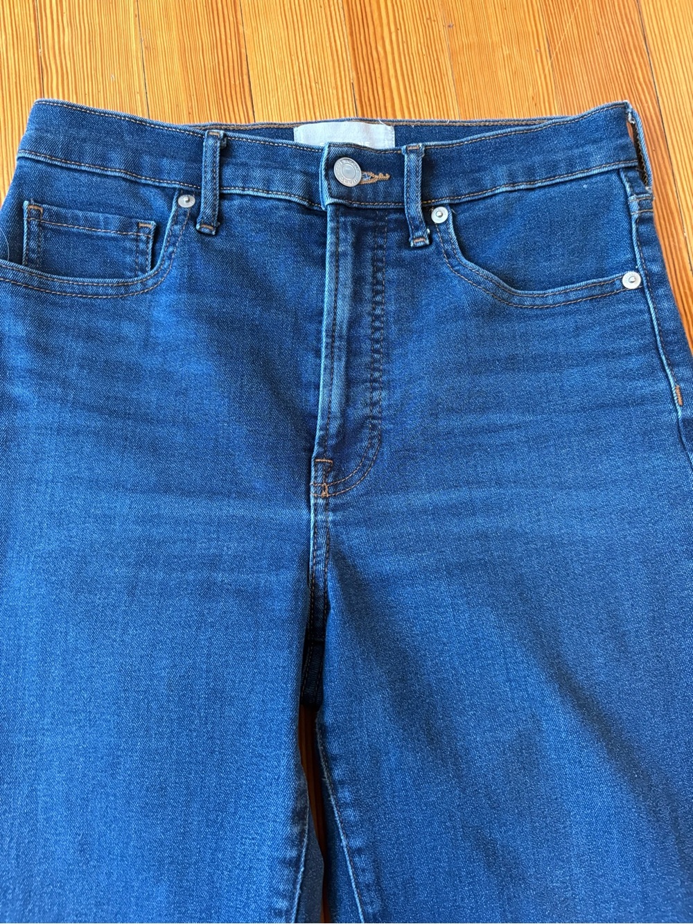 Everlane | Modern High Rise | Flare Jeans | Medium Blue | 27 Regular - Picture 4 of 8